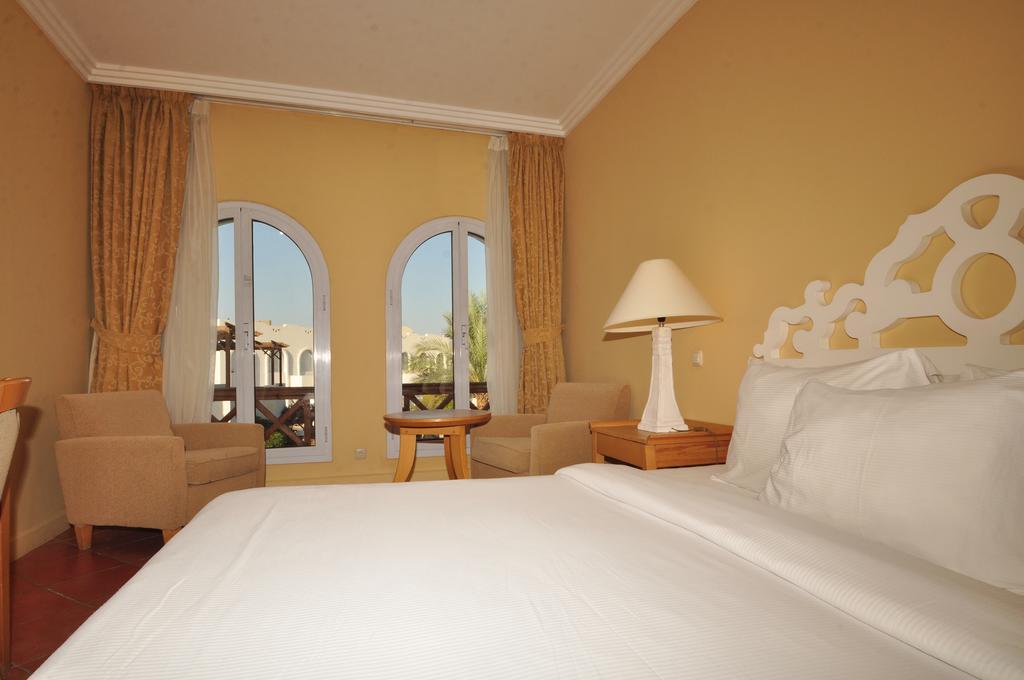 沙姆梦想度假酒店 沙姆沙伊赫 外观 照片 A guest room at the hotel